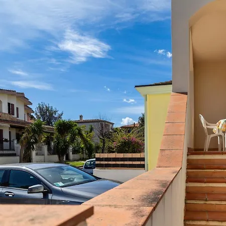 Casa A Due Passi Dal Mare Apartment Àrbatax
